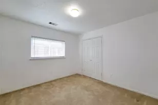 16807 Sussex Dr, Houston, TX 77083 - Photo 10