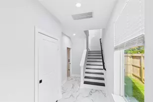 3413 Daphne St, Houston, TX 77021 - Photo 4