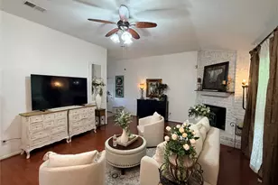 8602 Lazy Brook Ln, La Porte, TX 77571 - Photo 6