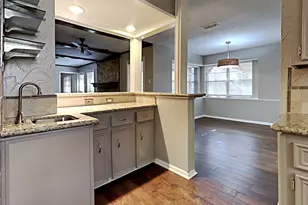 12015 Soft Pines Dr, Houston, TX 77066 - Photo 18