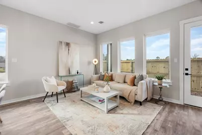 5915 Wheatley Hollow Lane, Houston, TX 77091 - Photo 10