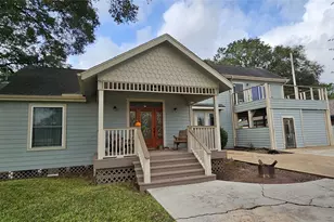 409 Perkins Ave, League City, TX 77573 - Photo 1