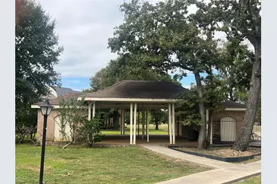 4711 Indian Trail #4, Baytown, TX 77521 - Photo 18