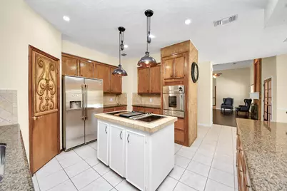2310 Canterbury Court, Deer Park, TX 77536 - Photo 14