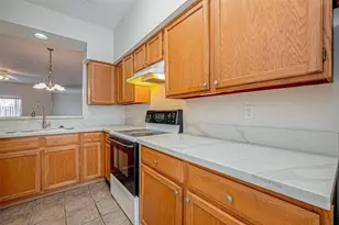 7729 Cambridge St, Houston, TX 77054 - Photo 16