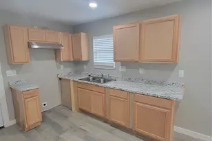 5109 Earline St, Houston, TX 77016 - Photo 2