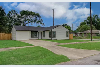 7713 St Lo Road, Houston, TX 77033 - Photo 28