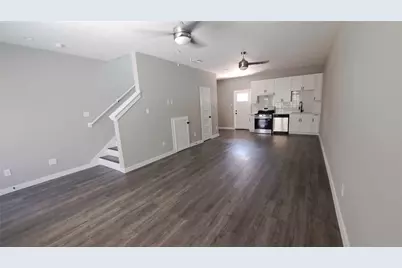 9806 Fillmore Street #B, Houston, TX 77029 - Photo 4