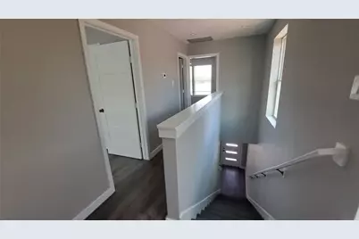9806 Fillmore Street #B, Houston, TX 77029 - Photo 6