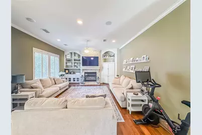 38 E Thymewood Place, The Woodlands, TX 77382 - Photo 18