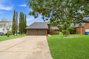 12632 Lake Vista Dr, Willis, TX 77318 - Photo 1