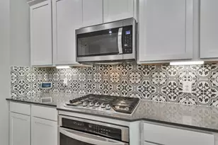 14226 Lake Lodge Dr, Conroe, TX 77384 - Photo 8