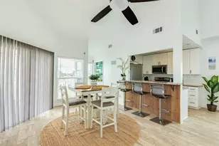 13827 Pirates Beach Blvd, Galveston, TX 77554 - Photo 16