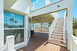13827 Pirates Beach Blvd, Galveston, TX 77554 - Photo 30
