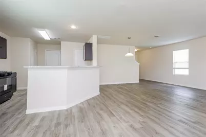 4214 Silver Ranch Road, Houston, TX 77014 - Photo 6