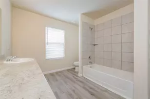 4214 Silver Ranch Rd, Houston, TX 77014 - Photo 12