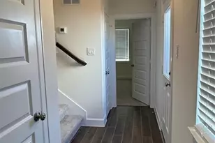3208 La Rambla Dr, Houston, TX 77047 - Photo 2