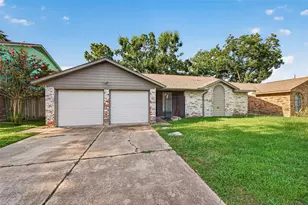19326 Leafwood Ln, Houston, TX 77084 - Photo 2