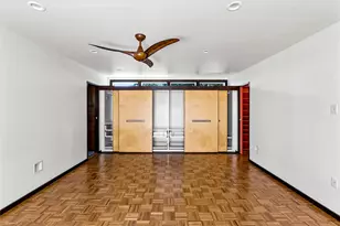 1310 Harbor View Dr, Galveston, TX 77550 - Photo 30