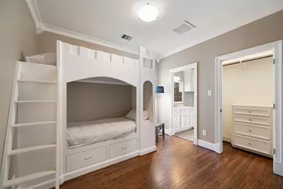 318 W 17th Street, Houston, TX 77008 - Photo 28