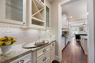 318 W 17th St, Houston, TX 77008 - Photo 16