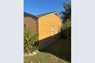 7339 Okinawa Road, Houston, TX 77033 - Photo 2