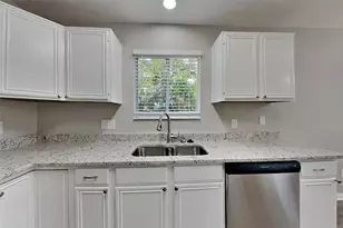 4519 Kimball Dr, Pearland, TX 77584 - Photo 8