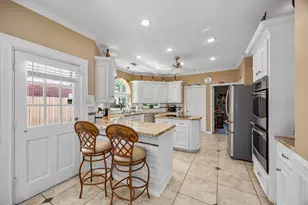 13210 Misty Hills Dr, Cypress, TX 77429 - Photo 16