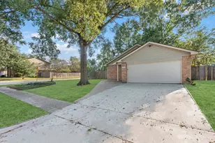 20038 Bambiwoods Dr, Humble, TX 77346 - Photo 4