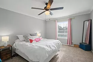 7575 Katy Fwy, Houston, TX 77024 - Photo 12