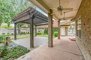 115 Cherry Hills Dr, Jersey Village, TX 77064 - Photo 36