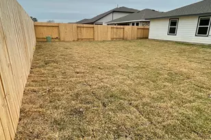 222 John House Ln, Rosharon, TX 77583 - Photo 4