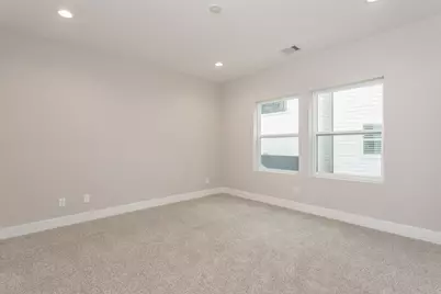 1439 W 25th Street #B, Houston, TX 77008 - Photo 6