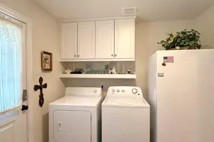 506 Houston St, Wallis, TX 77485 - Photo 16