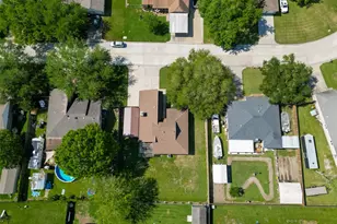 12306 Riverbend Dr, Mont Belvieu, TX 77523 - Photo 44