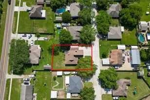 12306 Riverbend Dr, Mont Belvieu, TX 77523 - Photo 42