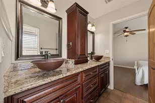 12306 Riverbend Dr, Mont Belvieu, TX 77523 - Photo 32