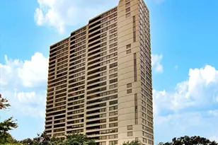 14 Greenway Plz, Houston, TX 77046 - Photo 2