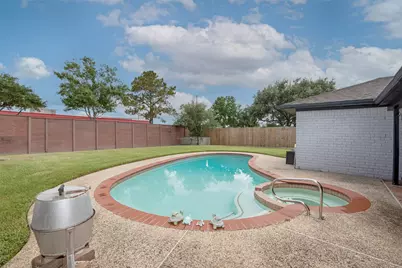 10514 Sagemeadow Court, Houston, TX 77089 - Photo 30