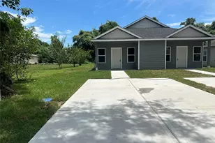 104 Turner Dr, Willis, TX 77378 - Photo 2
