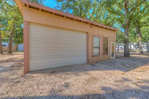 767 Windwood Dr, Livingston, TX 77351 - Photo 20