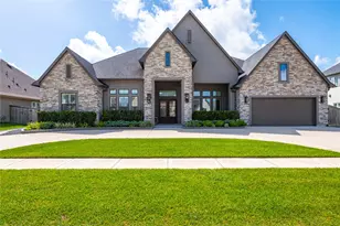 2005 Yellowstone Trail, Friendswood, TX 77546 - Photo 2