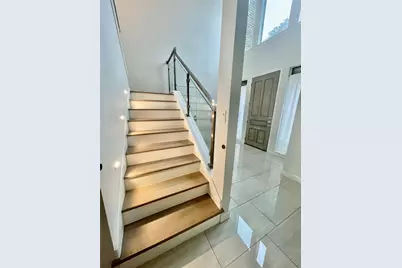 6000 Sugar Hill Drive #2, Houston, TX 77057 - Photo 2
