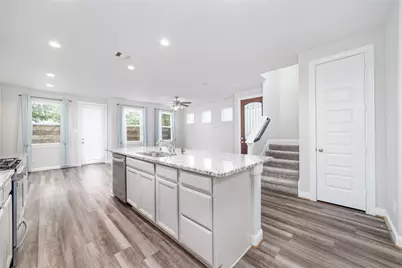 10008 Waving Grain Lane, Houston, TX 77080 - Photo 8
