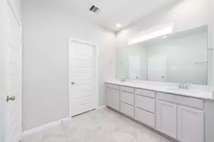 10008 Waving Grain Ln, Houston, TX 77080 - Photo 18