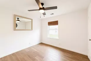 10215 Peridot Cove, Houston, TX 77095 - Photo 12