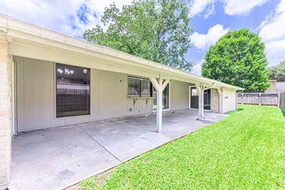 15510 Sierra Valle  Drive, Houston, TX 77083 - Photo 20