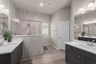 171 Silva Creek Trl, Willis, TX 77318 - Photo 12