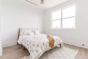 5703 Dolores St, Houston, TX 77057 - Photo 26