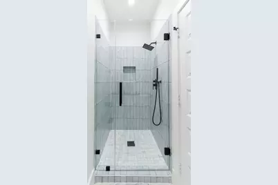 5703 Dolores Street #B, Houston, TX 77057 - Photo 28